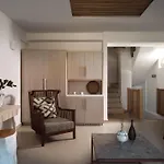 Sea Breeze Santorini Resort, Curio By Hilton 5* Agios Georgios (Santorini)