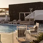 Sea Breeze Santorini Resort, Curio By Hilton Semesteranläggning (resort) Agios Georgios (Santorini)