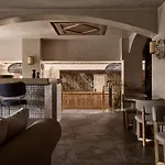 Sea Breeze Santorini Resort, Curio By Hilton Semesteranläggning (resort) 5*