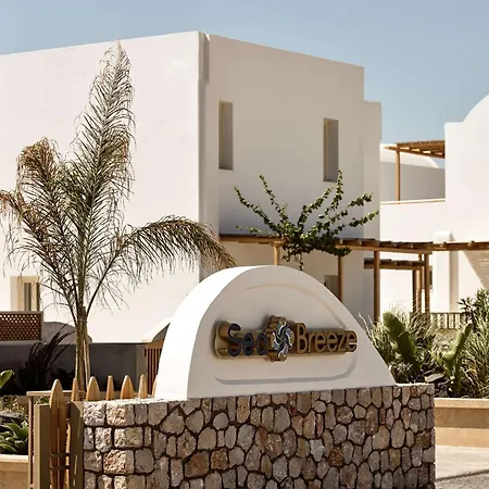 Sea Breeze Santorini Resort, Curio By Hilton 5*