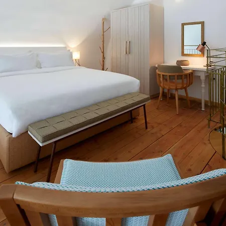 Sea Breeze Santorini Resort, Curio Collection By Hilton