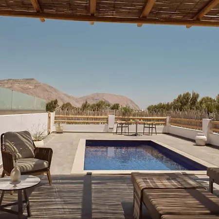Sea Breeze Santorini Resort, Curio Collection By Hilton 5* Agios Georgios (Santorini)