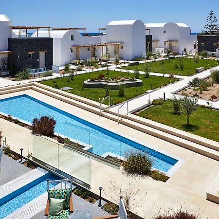 Sea Breeze Santorini Resort, Curio Collection By Hilton Agios Georgios (Santorini)