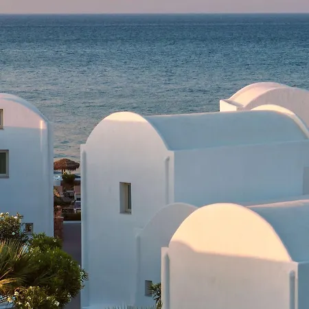 Semesteranläggning (resort) Sea Breeze Santorini Resort, Curio Collection By Hilton