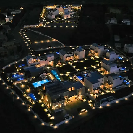 Sea Breeze Santorini Resort, Curio Collection By Hilton Agios Georgios (Santorini)