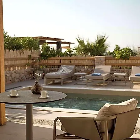 Sea Breeze Santorini Resort, Curio Collection By Hilton 5* Agios Georgios (Santorini)