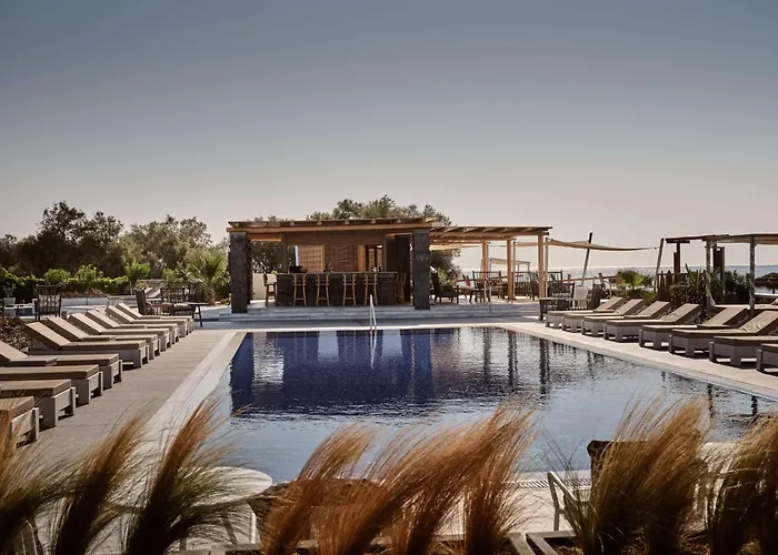 Sea Breeze Santorini Resort, Curio By Hilton 5*