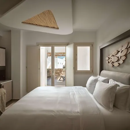 度假村 Sea Breeze Santorini Resort, Curio By Hilton Agios Georgios (Santorini)