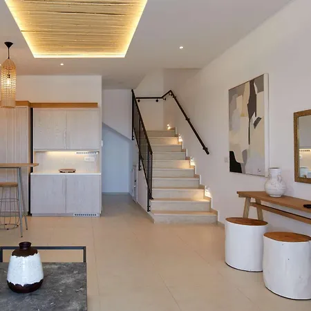 Ośrodek wypoczynkowy Sea Breeze Santorini Resort, Curio By Hilton Agios Georgios (Santorini)