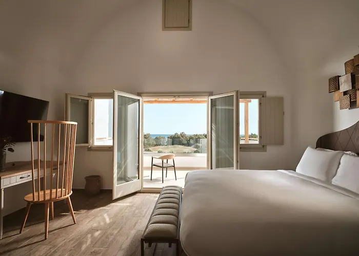 Sea Breeze Santorini Resort, Curio By Hilton 5* Agios Georgios (Santorini)