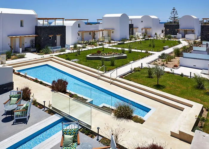 Sea Breeze Santorini Resort, Curio By Hilton Agios Georgios (Santorini)