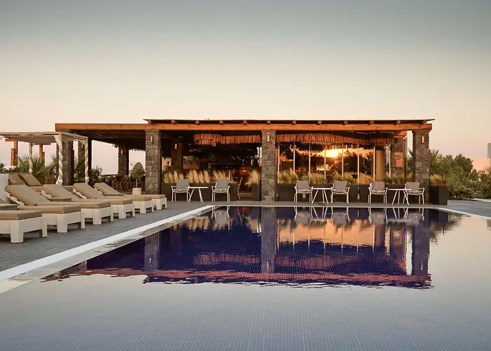 Sea Breeze Santorini Resort, Curio By Hilton 5*