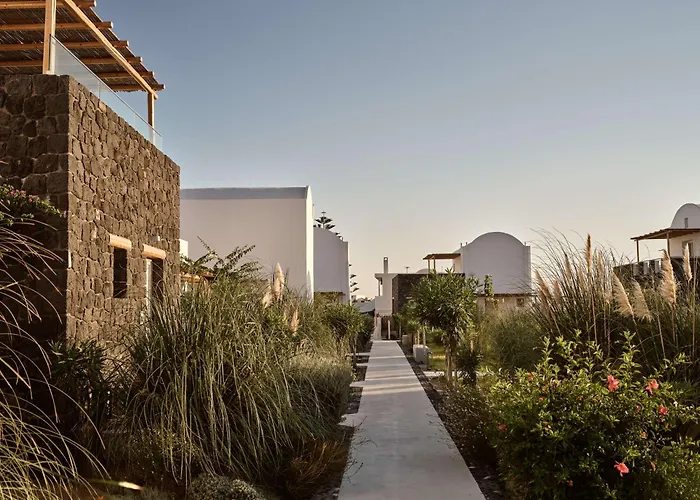 Resort Sea Breeze Santorini Resort, Curio By Hilton 5*